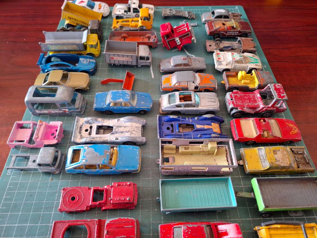 Vintage 1/64 Die Cast Lot