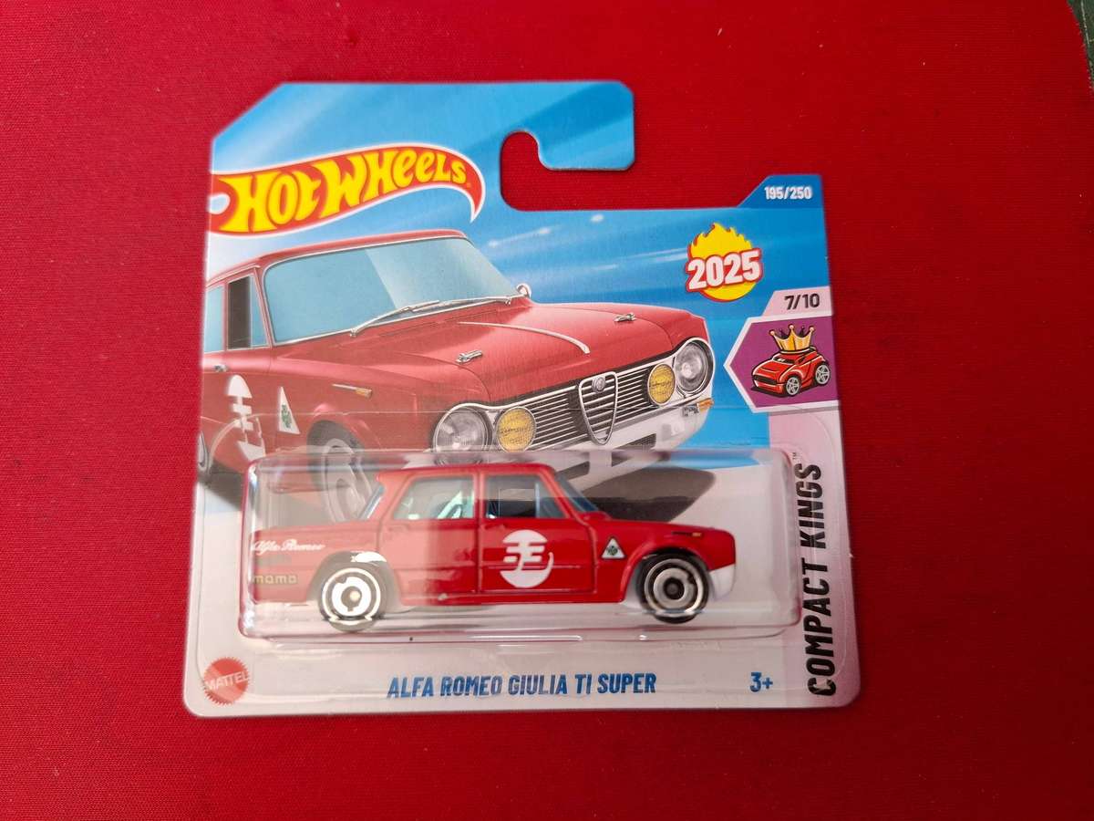 Hot Wheels Alfa Romeo Giulia T1 Super