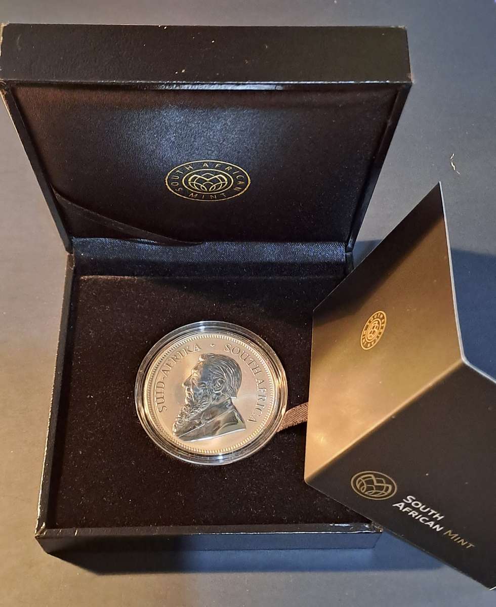 Premium UNC 2017 Silver 1 oz Krugerrand 50 yr Privy ,with SA Mint Box and Certificate.