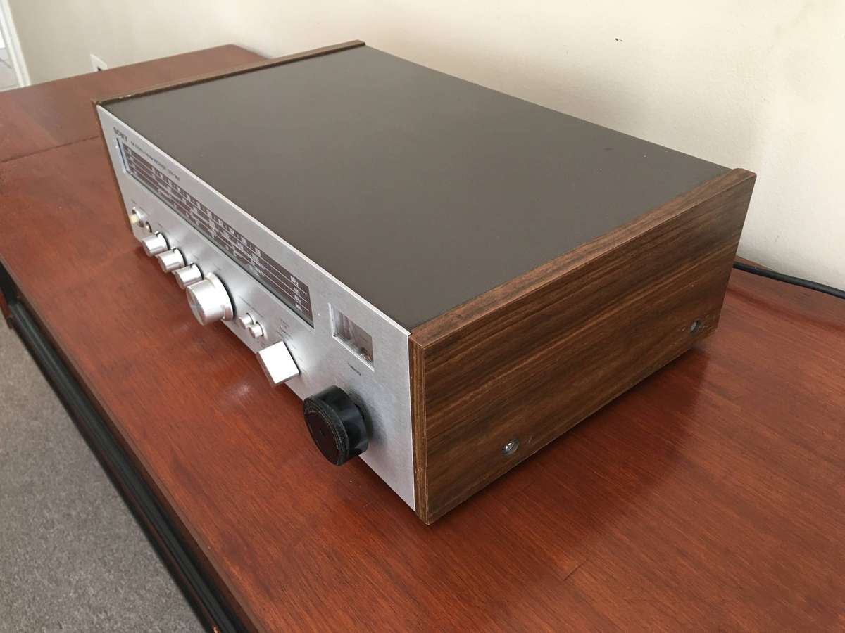 Sony STR 1800 Vantage stereo tuner Amplifier