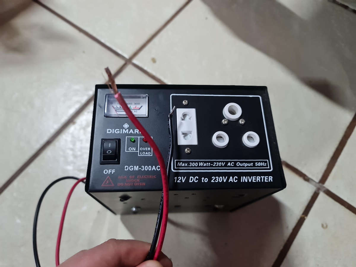 Digimark 12V DC to 240V AC