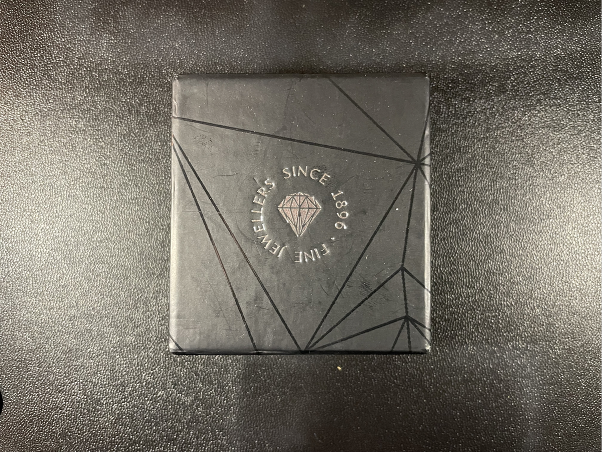 Cubic zirconia stud earrings