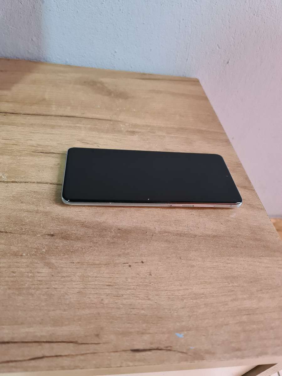 Samsung Galaxy S20 Plus 128GB Pre Owned