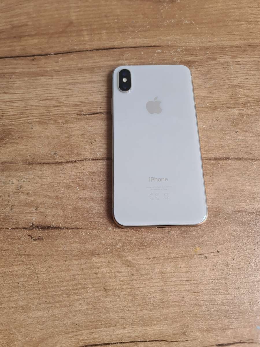 Apple iPhone X 256GB Pre owned