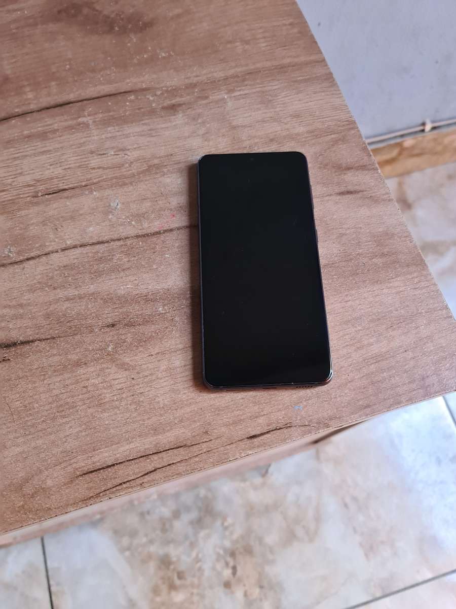 Samsung Galaxy S21 5G 256GB Pre-owned