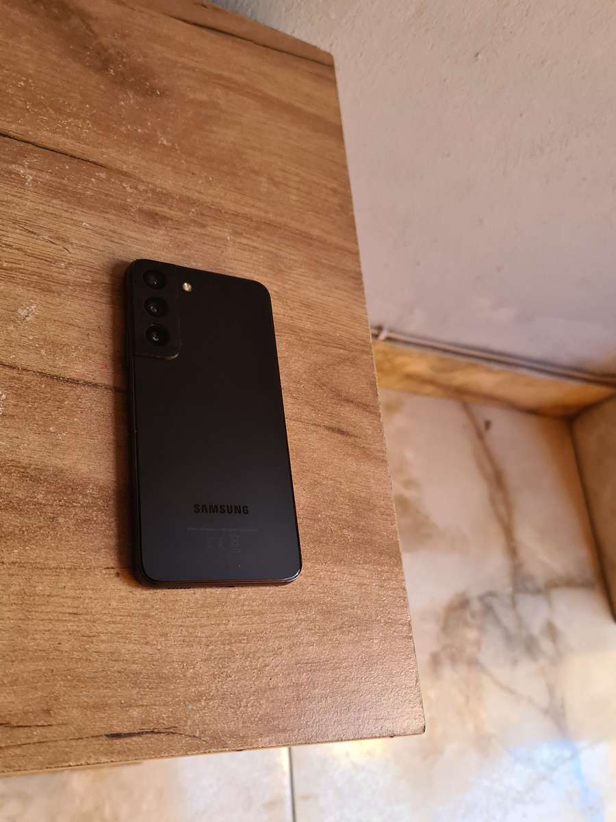 Samsung Galaxy S22 256GB Pre Owned