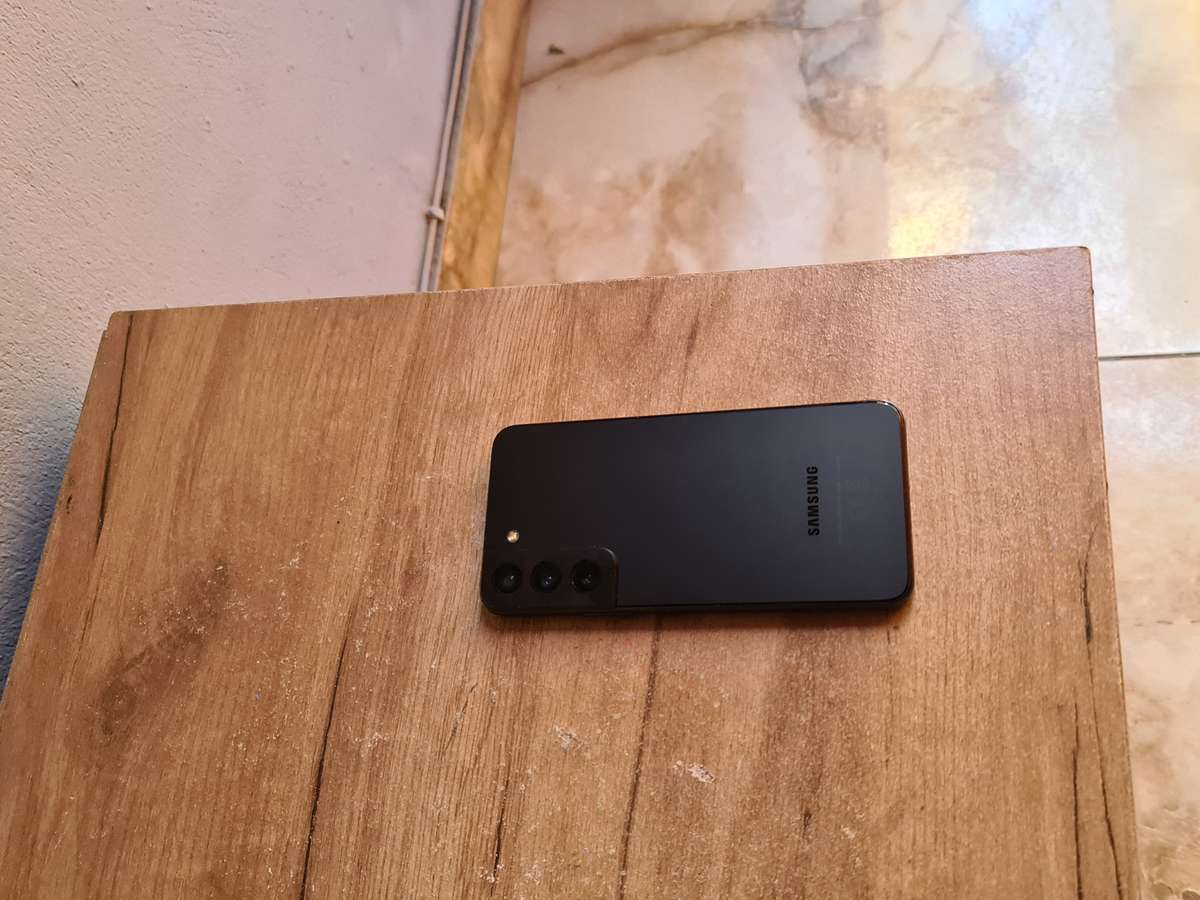 Samsung Galaxy S22 256GB Pre Owned