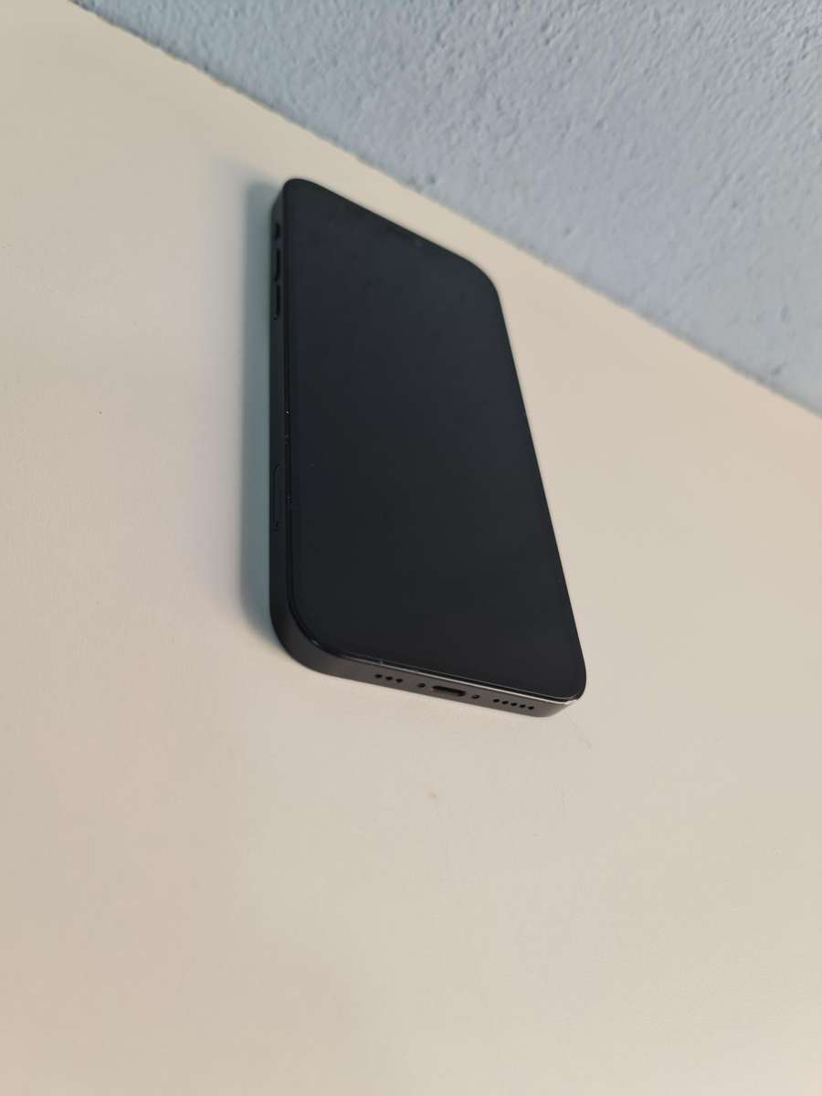Apple iPhone 12 64GB