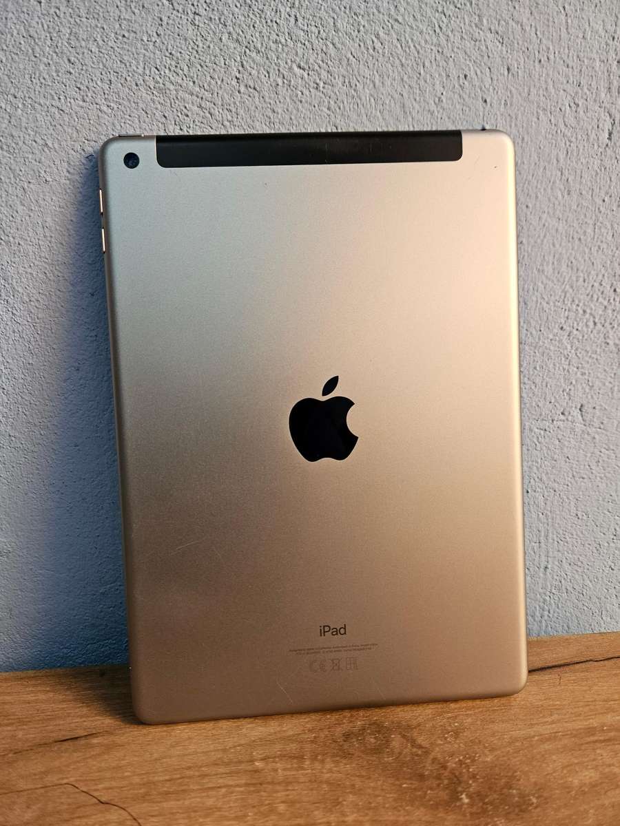 Apple iPad 6 (A1954) 128GB Wifi & Cellular Pre owned