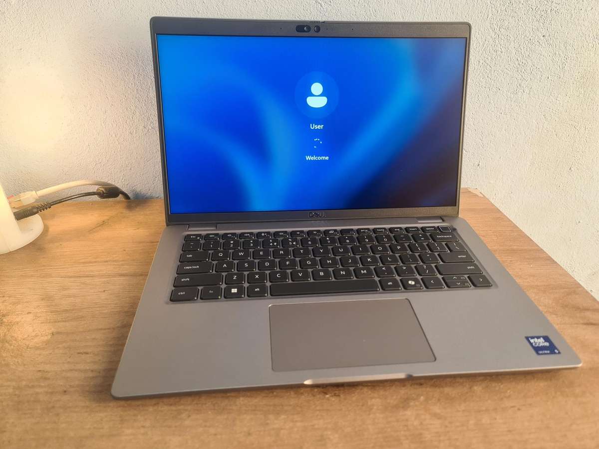 DELL LATITUDE 5450 Ultra 5-135U/32 GB RAM/512GB SSD 4G