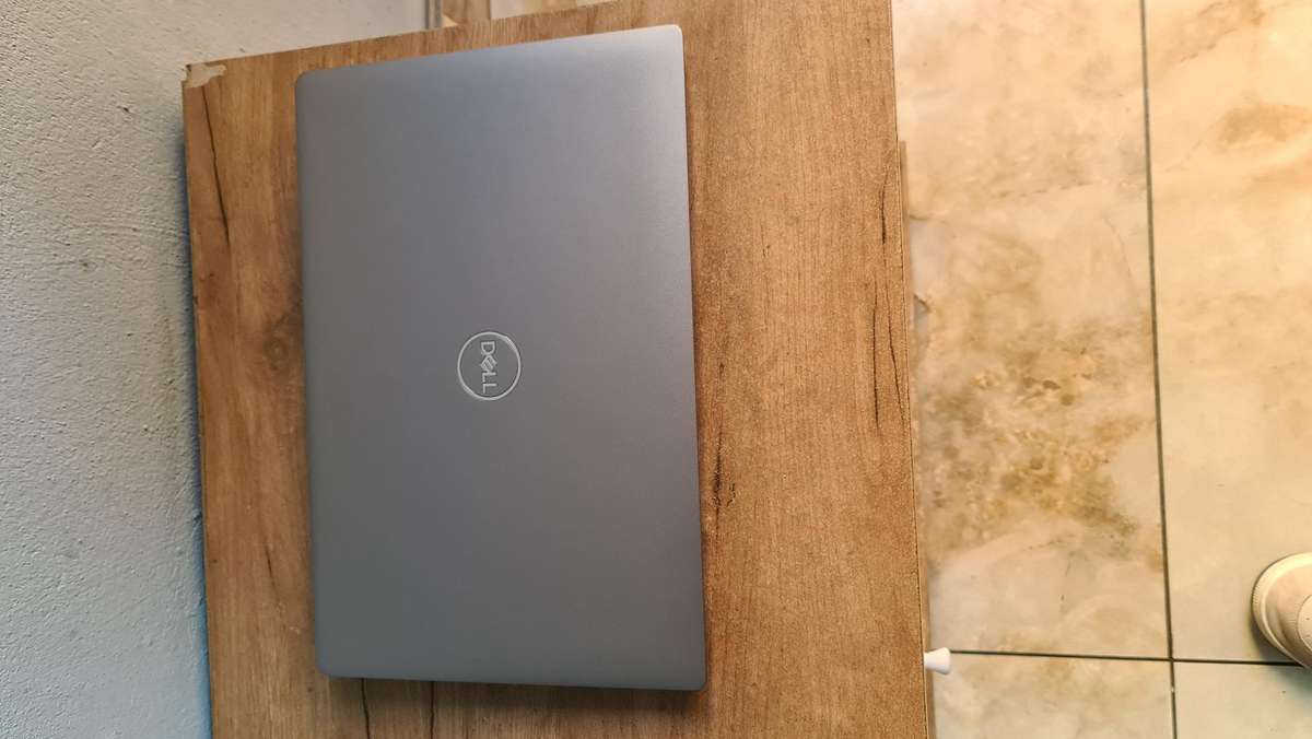 DELL LATITUDE 5430 Core i5 1235U/16 GB RAM/256GB SSD 4G