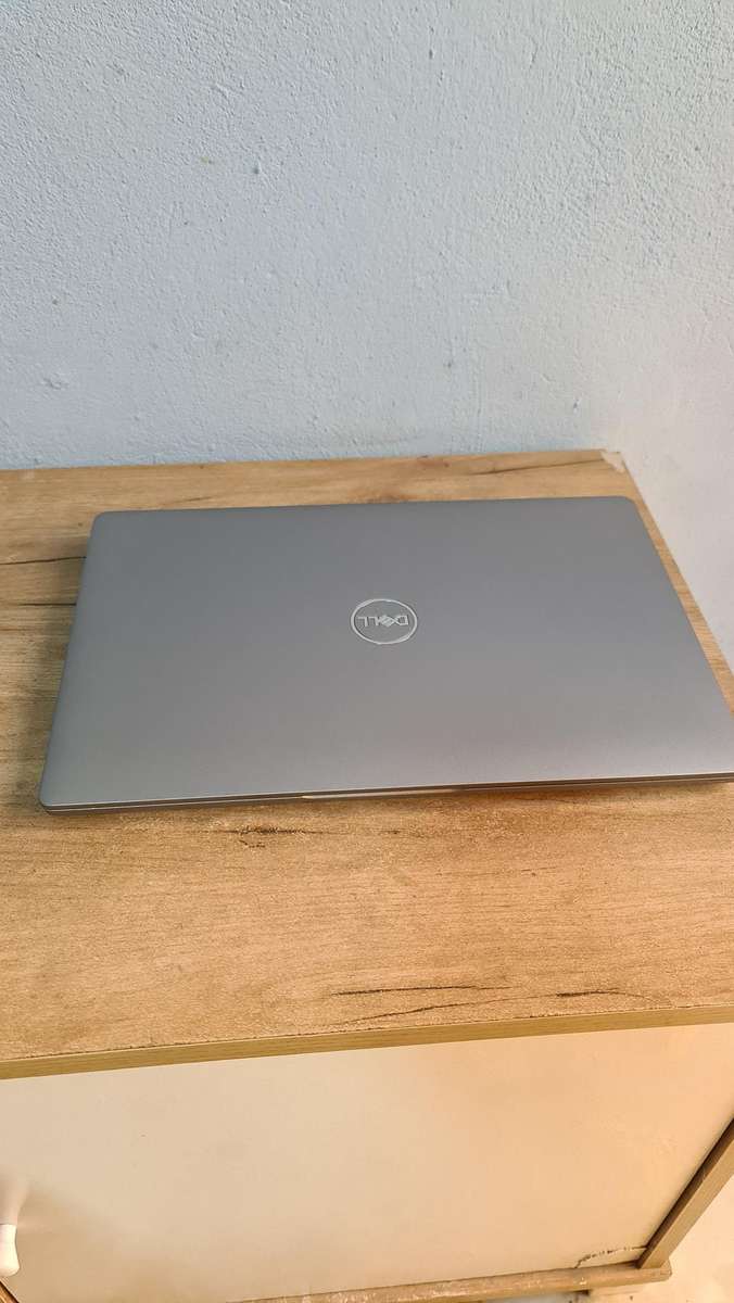 DELL LATITUDE 5430 Core i5 1235U/16 GB RAM/256GB SSD 4G