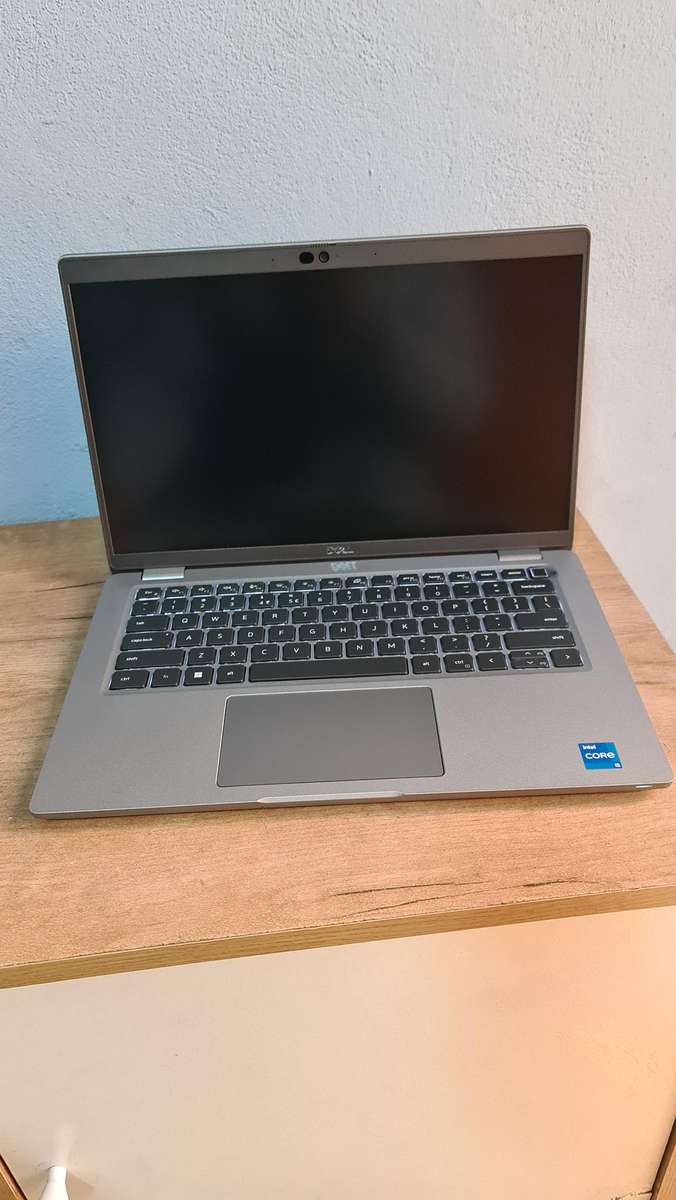 DELL LATITUDE 5430 Core i5 1235U/16 GB RAM/256GB SSD 4G