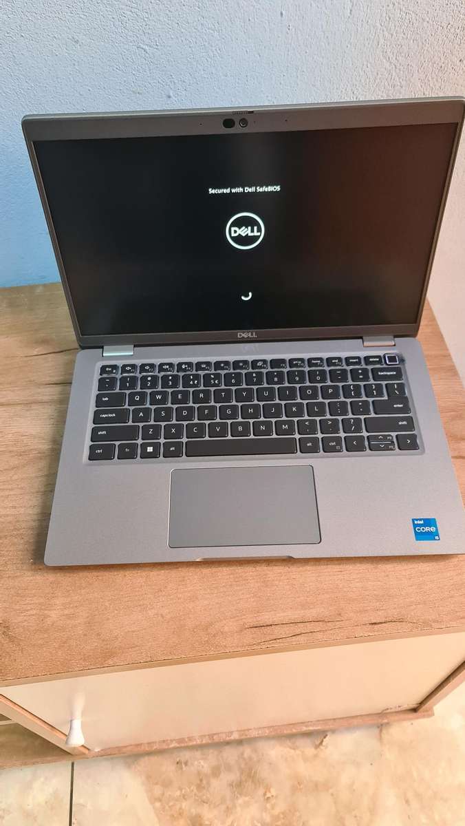 DELL LATITUDE 5430 Core i5 1235U/16 GB RAM/256GB SSD 4G