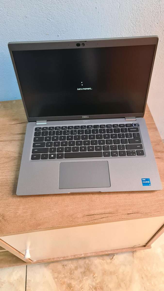 DELL LATITUDE 5430 Core i5 1235U/16 GB RAM/256GB SSD 4G