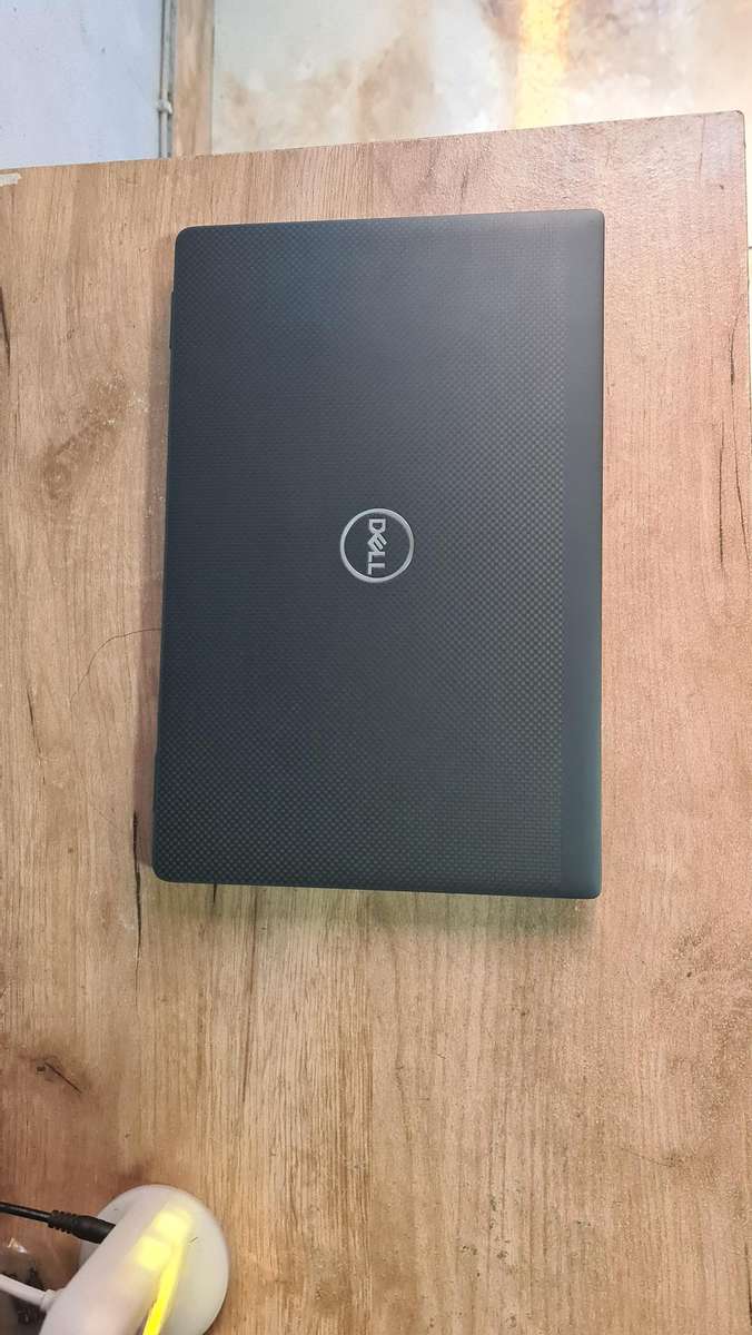 DELL LATITUDE 7430 Core i7-1265U/16 GB RAM/512GB SSD 4G Pre owned Like New