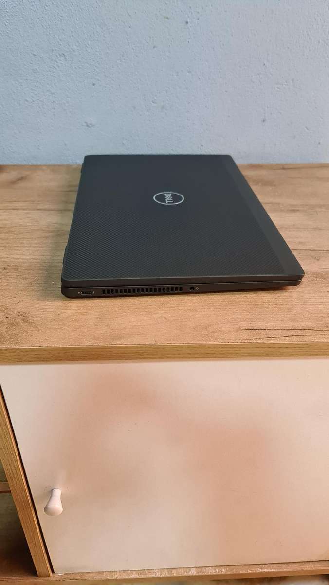 DELL LATITUDE 7430 Core i7-1265U/16 GB RAM/512GB SSD 4G Pre owned Like New