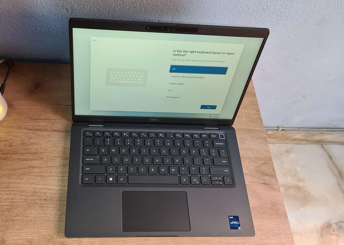 DELL LATITUDE 7430 Core i7-1265U/16 GB RAM/512GB SSD 4G Pre owned Like New