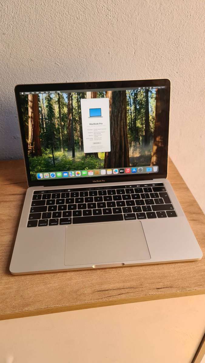 Apple MacBook Pro 2018 13 inch ( Core i5 | 8GB RAM | 512SSD) Pre-owned