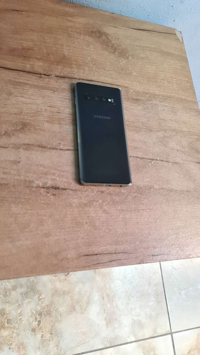 Samsung Galaxy S10 128GB Pre-owned