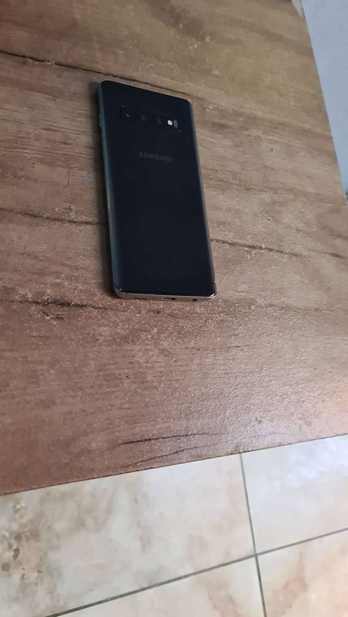 Samsung Galaxy S10 128GB Pre-owned