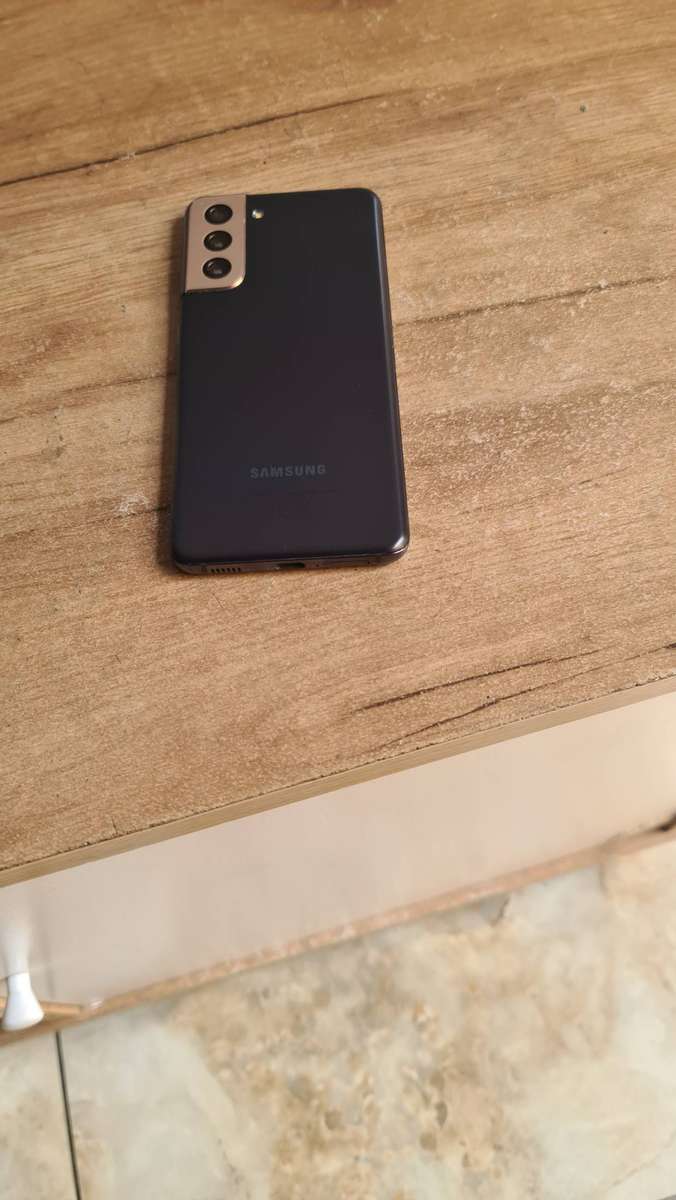 Samsung Galaxy S21 5G 256GB Pre-owned