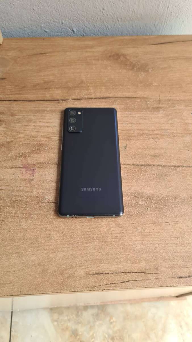 Samsung Galaxy S20 FE 128GB Refurbished