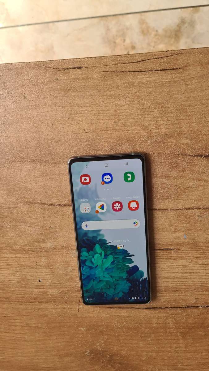 Samsung Galaxy S20 FE 128GB Refurbished