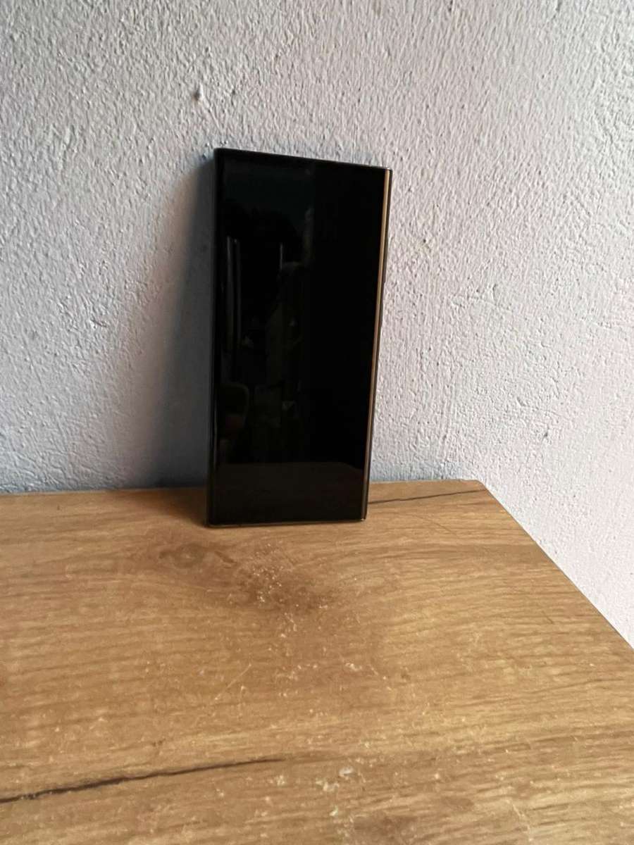 Samsung Galaxy S22 Ultra 5G 256GB Pre owned