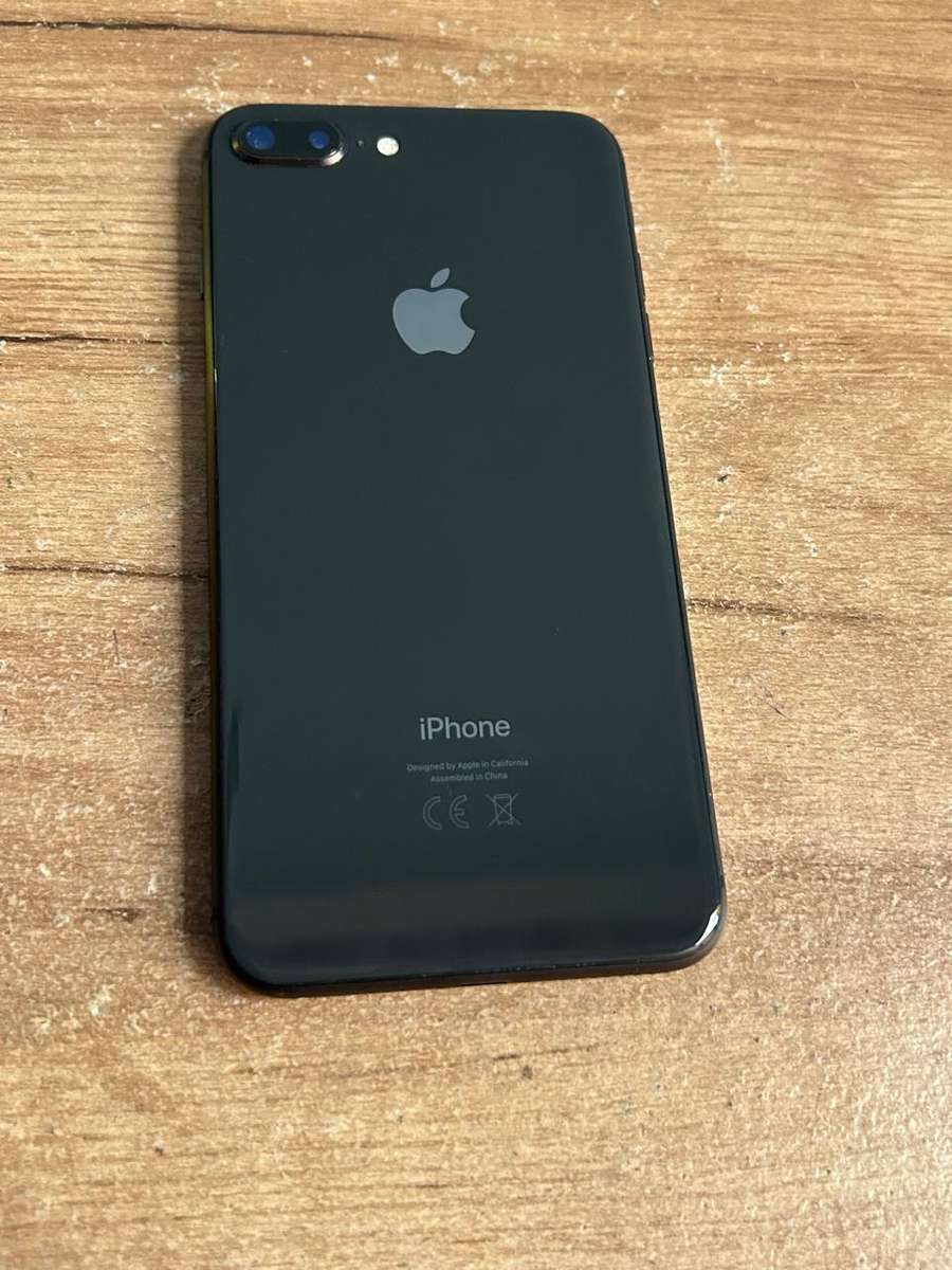 Apple iPhone 8 plus 64GB