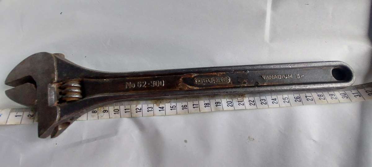 100% WORKING VINTAGE LARGE GEDORE SHIFTING SPANNER