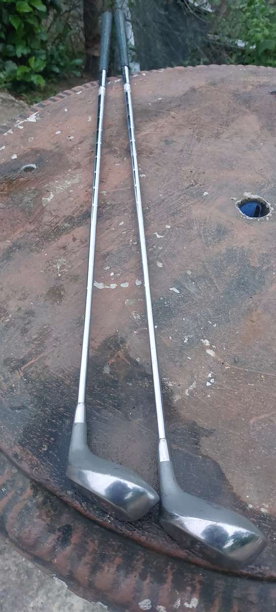 VINTAGE GOLF DRIVERS SET 1