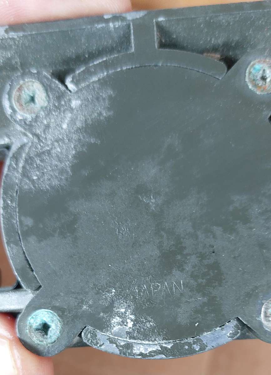 VINTAGE KIFFE MILITARY COMPASS WITH MAGNIFY GLASS METAL HEAVY MADE IN JAPAN STAMPED