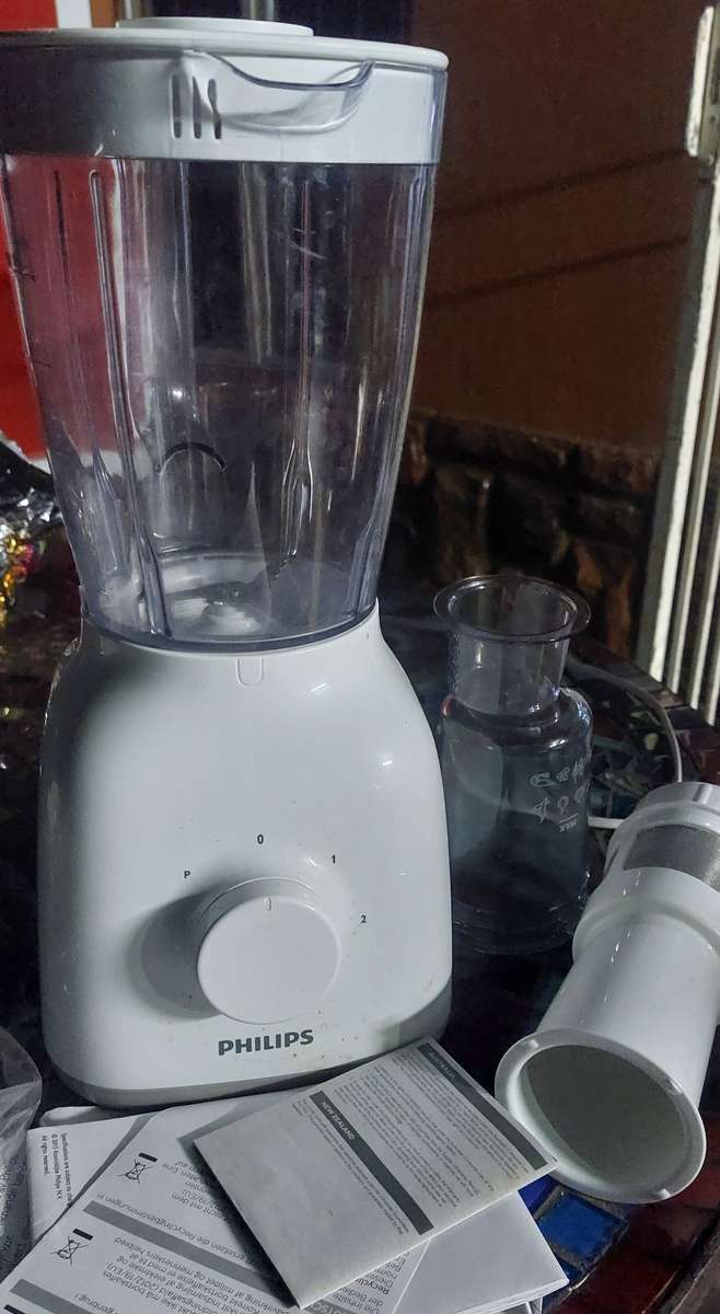 PHILLIPS HARD TO FIND 3 IN 1 BLENDER WORKS PERFECTLY