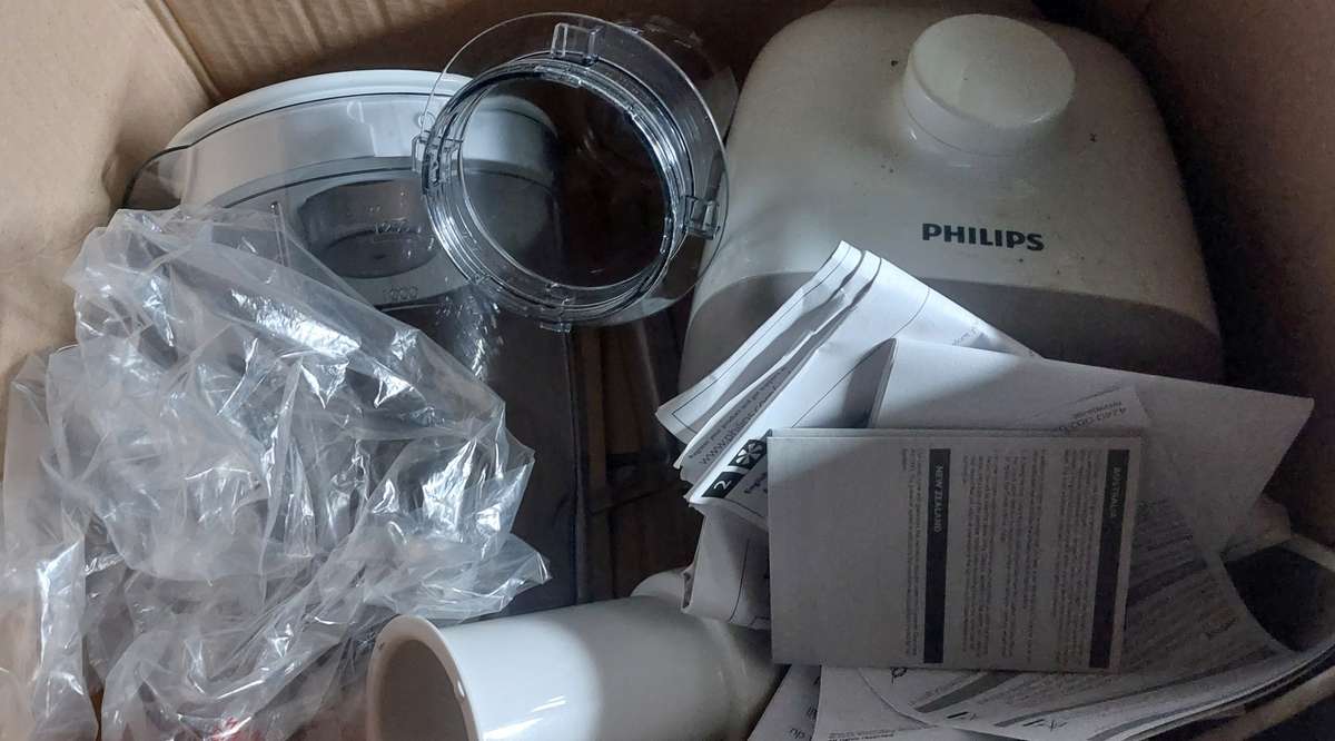 PHILLIPS HARD TO FIND 3 IN 1 BLENDER WORKS PERFECTLY