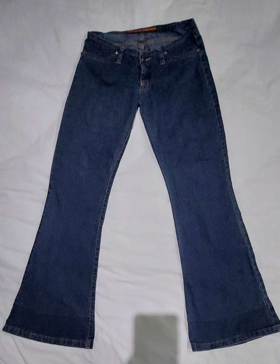 LADIES JEANS SIZE 26 SMALL
