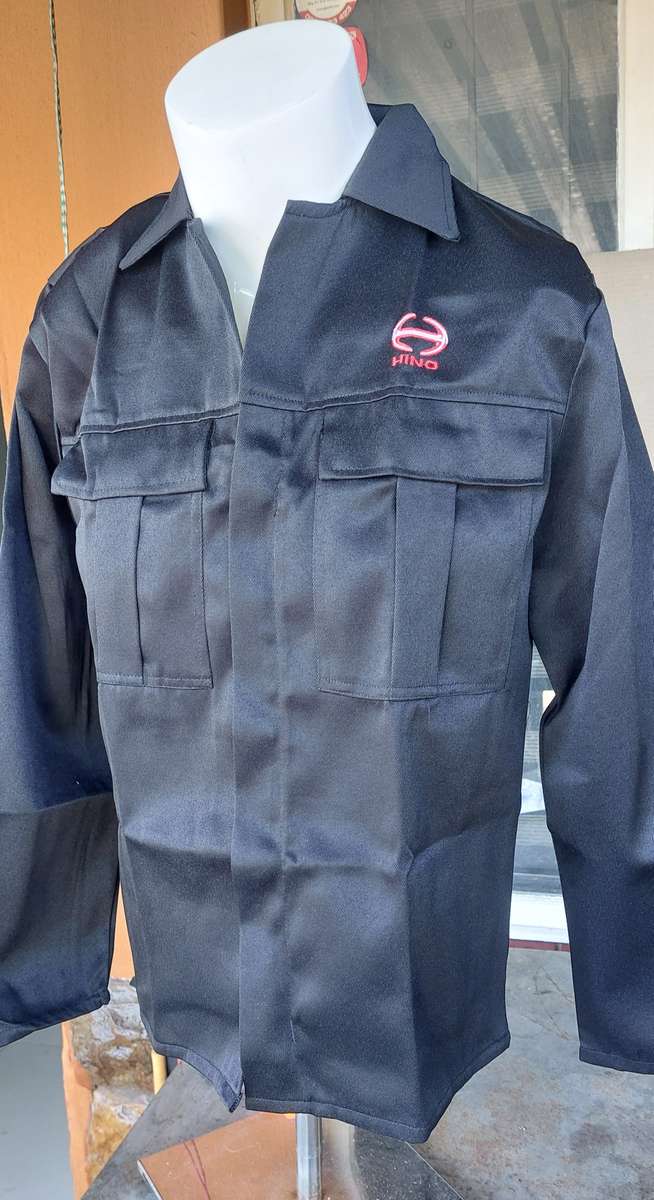 NEW SIZE SMALL TOYOTA HINO WORKSHOP TOP