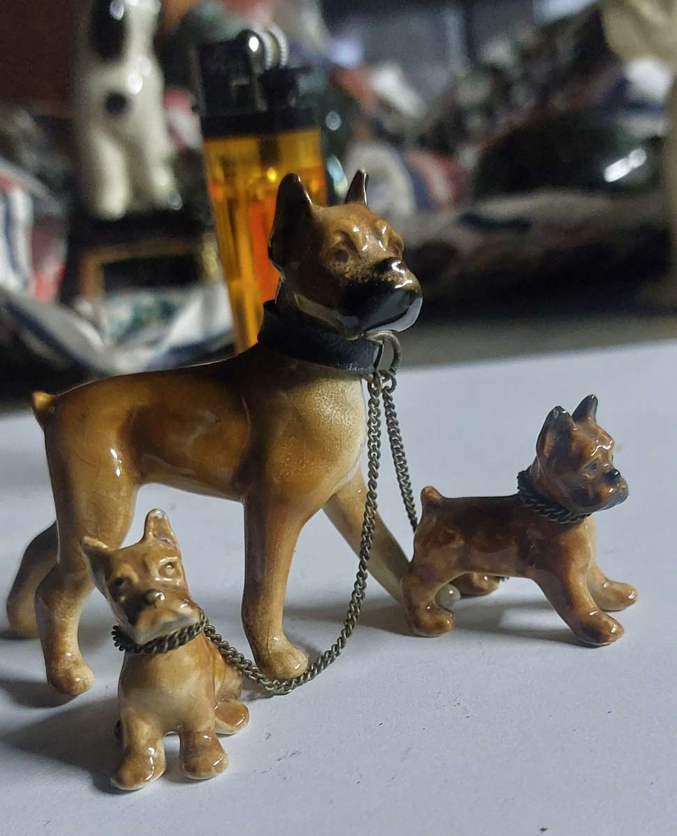 COLLECTABLE VINTAGE WEST GERMANY BOXER PORCELAIN DOGS