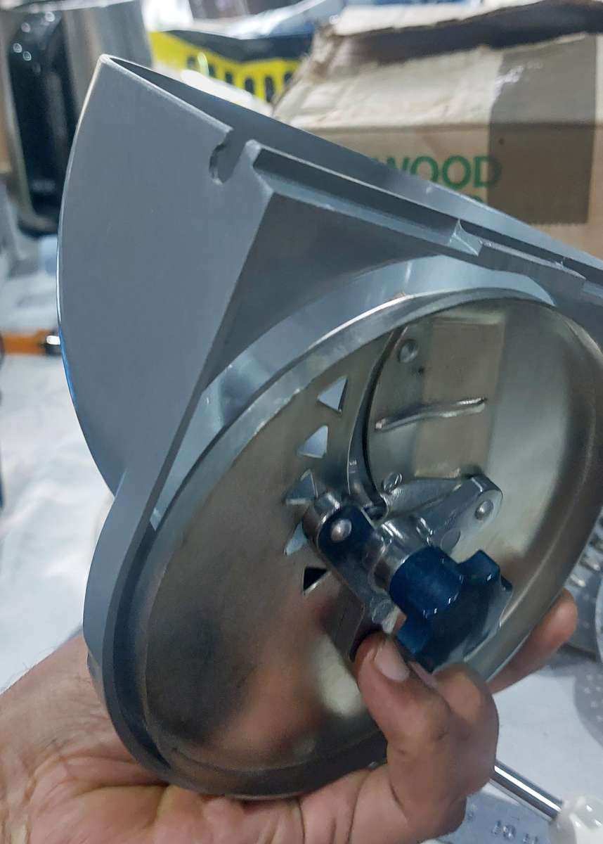 VINTAGE KENWOOD SHREDDER AND SLICER ATTACHMENT AND BLADES