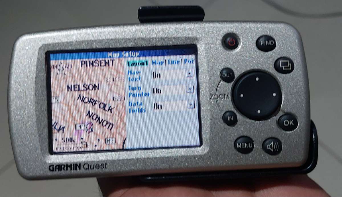 GARMIN QUEST NAVIGATION WORKS PERFECTLY