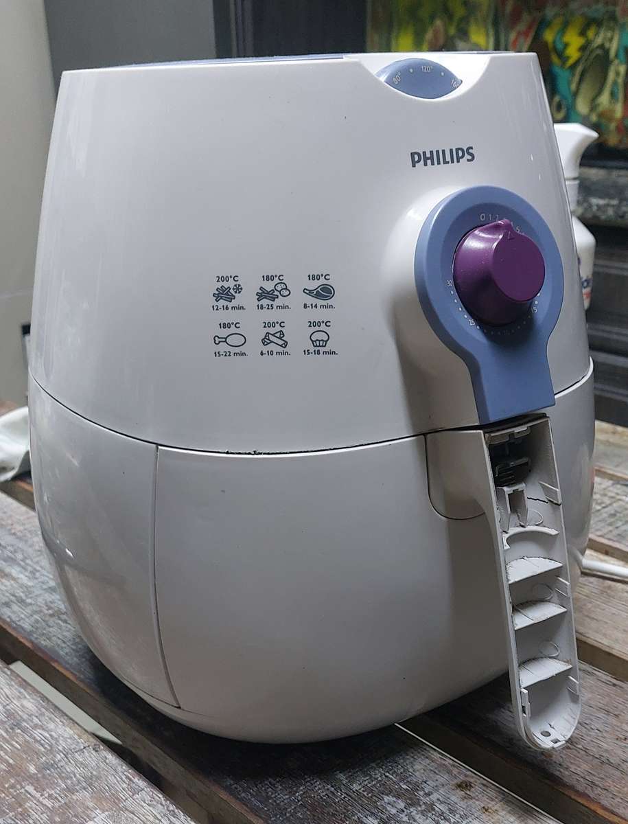 PHILLIPS VIVO AIRFRYER READ DISCRIPTION