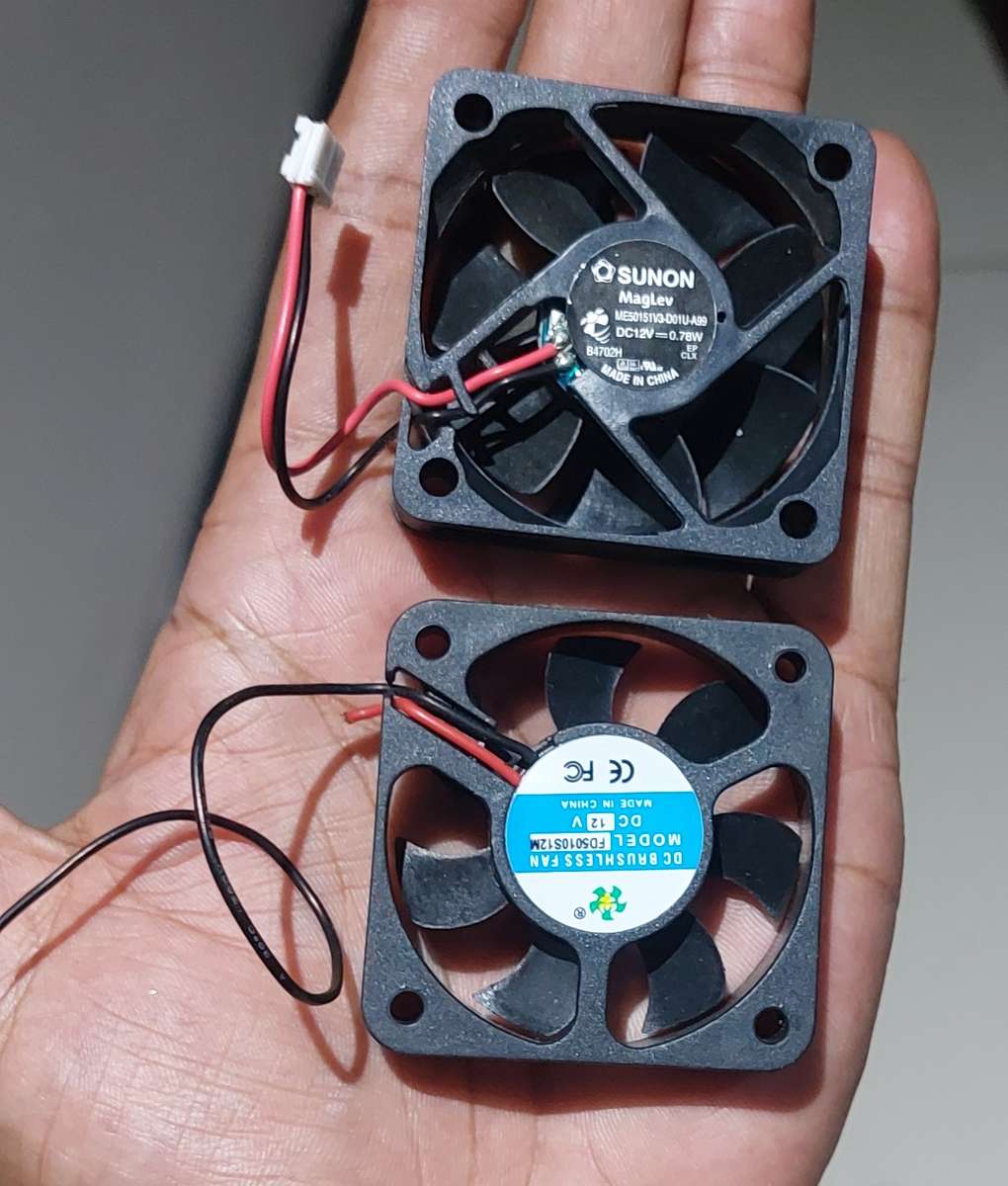 SMALL FANS 12V BID FOR BOTH