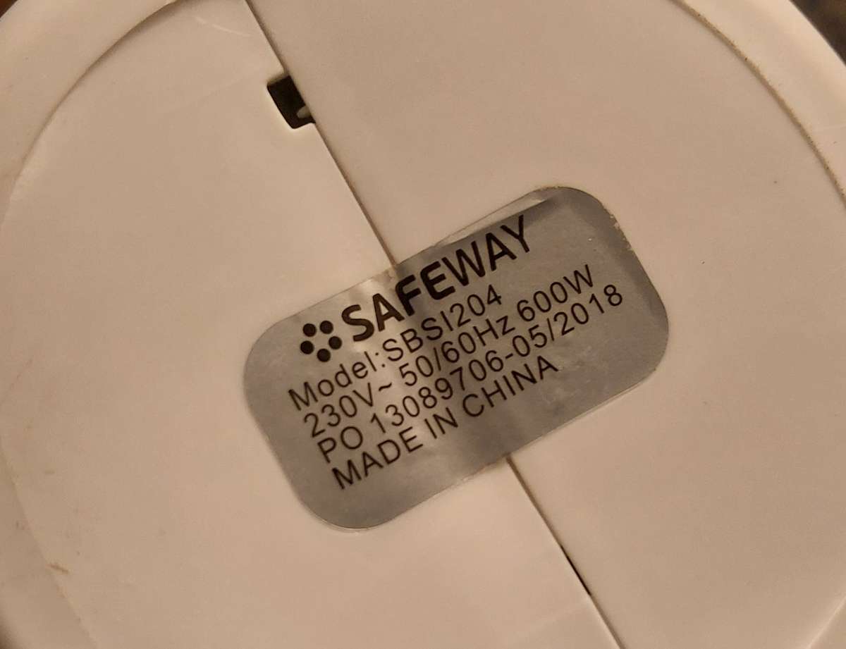 GARMENT STEAMER LIKE NEW