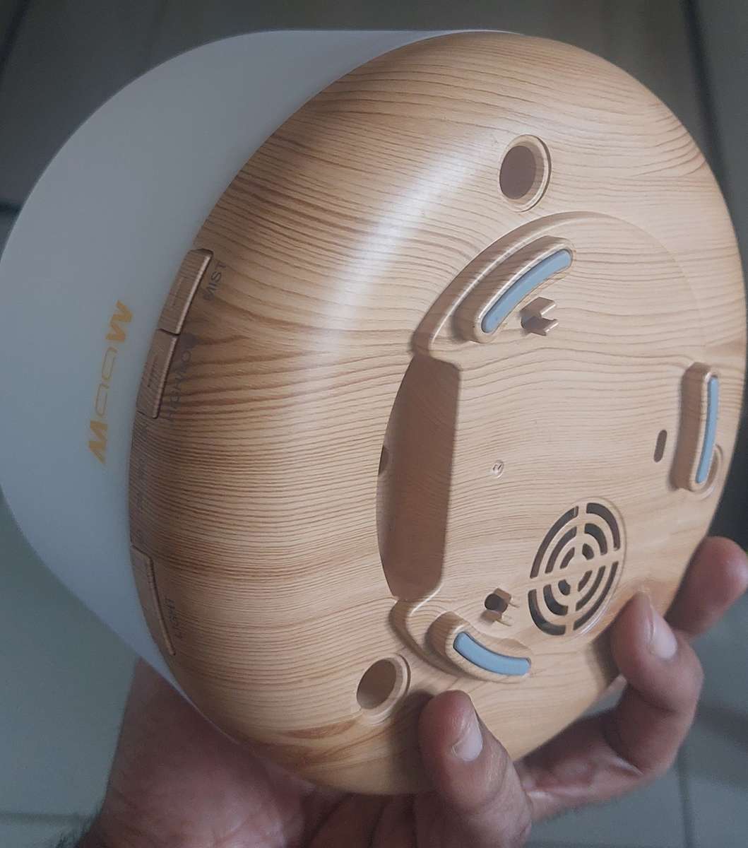 MAAW ULTRASONIC AROMA DIFFUSER NO POWER SUPPLY MISLAID LIKE NEW