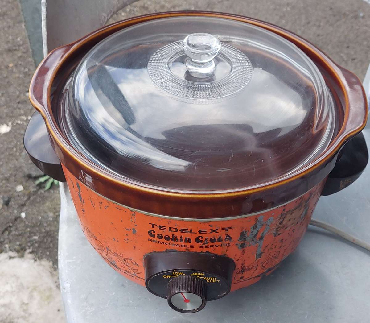 VINTAGE TEDELEX SLOW COOKER WELL USED READ DISCRIPTION