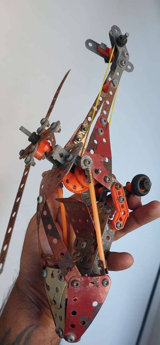 VINTAGE MECHANO HELICOPTER