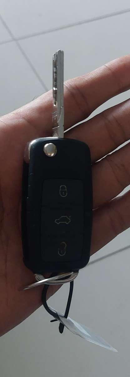 oem original vw key can be used for case