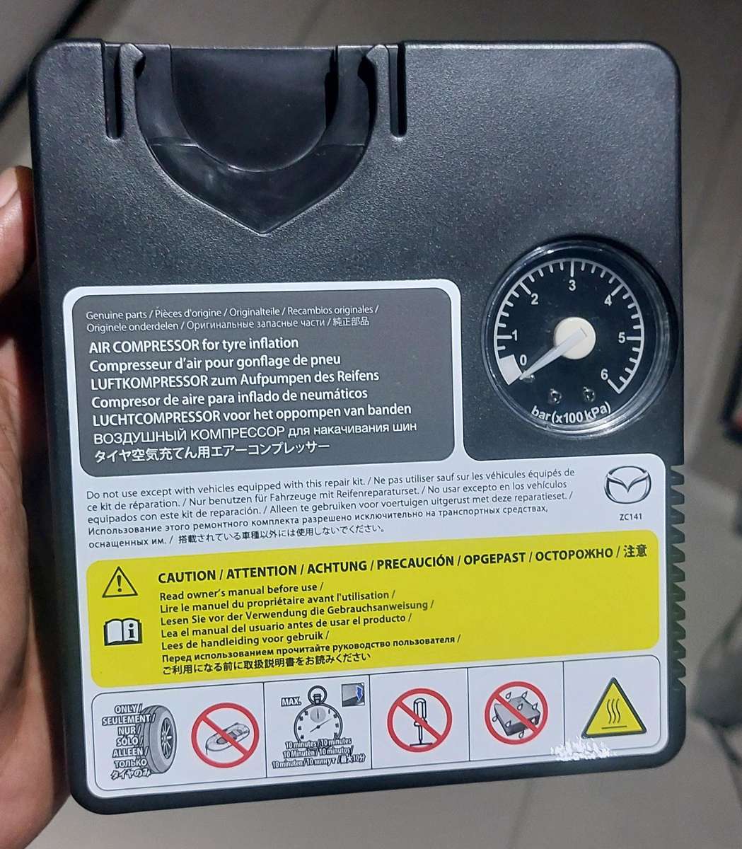 Mazda 6 bar tyre air compressor
