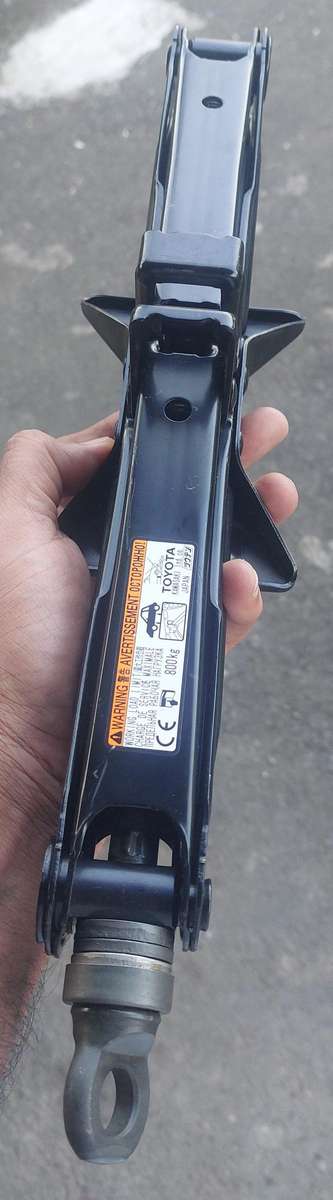 original toyota scissor jack only