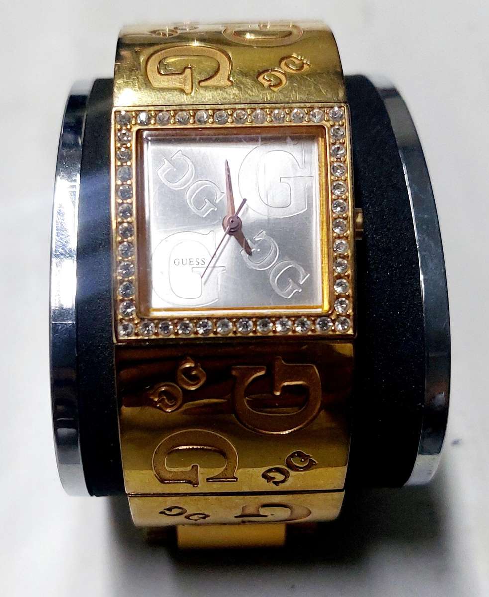 Ladies Guess watch awesome condition